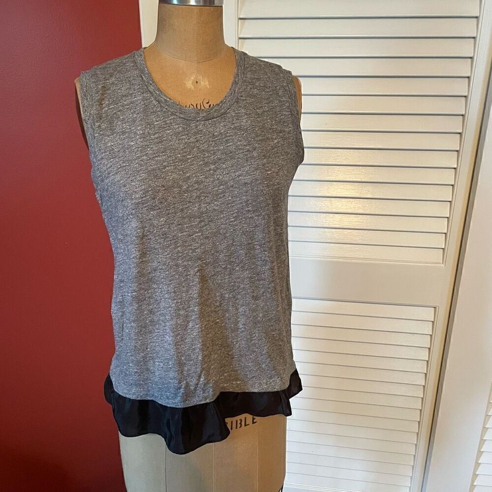 J CREW | grey tank with black ruffle hem XS